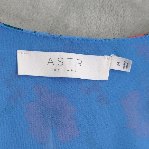 ASTR The Label Blue Floral Cinched Ruffle Long Sleeve Mini Dress Romantic - Picture 8 of 10